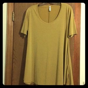 Small lularoe perfect tee